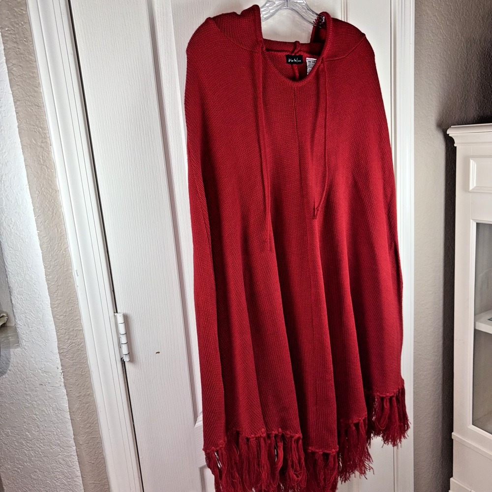 Y2K Women's Red Hooded Poncho One Size EUC Soft Warm Fringe Hem Boho Style